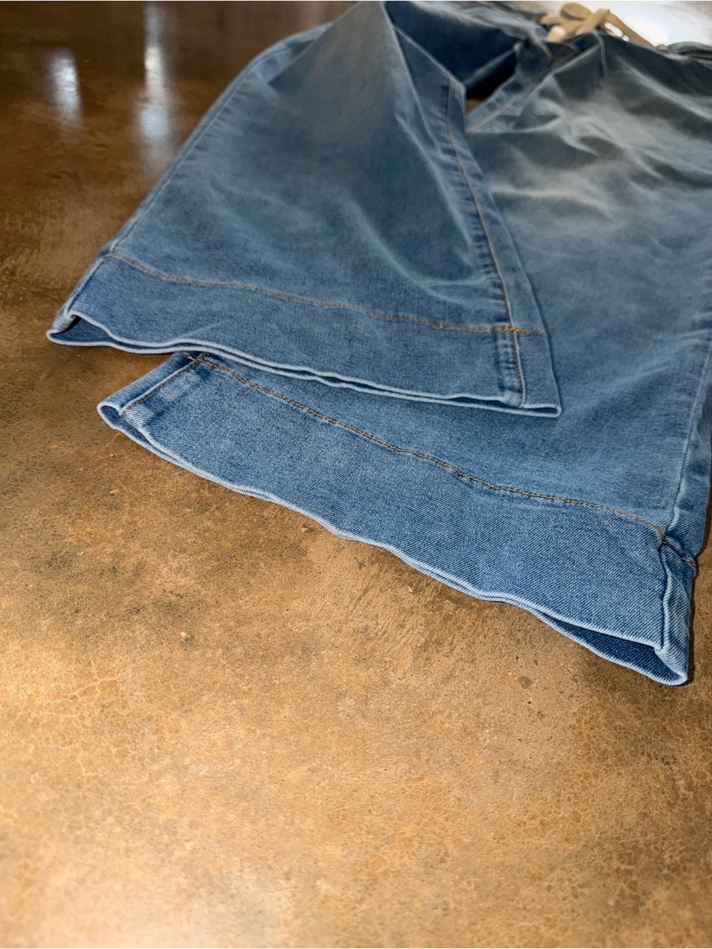 Sidefeel NWOT Size 16 Wide Leg Jeans Light Wash Cuffed Hem Drawstring - Picture 2 of 12